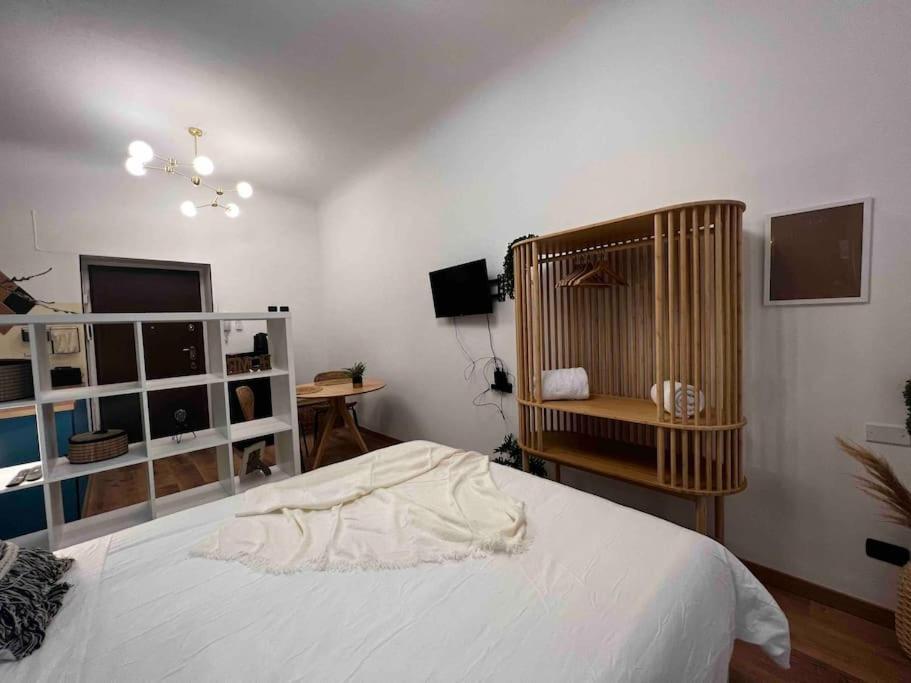 La Regina Delle Locazioni Ai Navigli 1 Apartment Милано Екстериор снимка