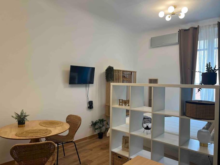La Regina Delle Locazioni Ai Navigli 1 Apartment Милано Екстериор снимка