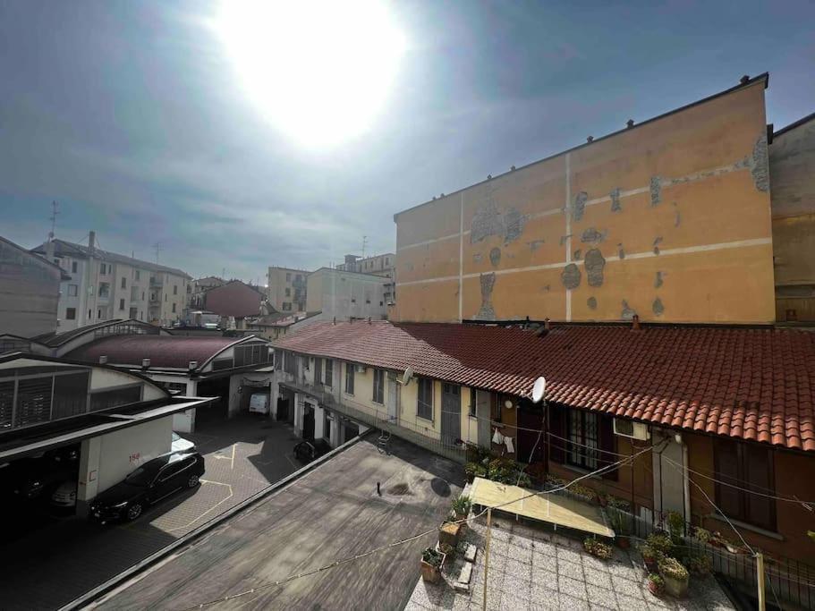 La Regina Delle Locazioni Ai Navigli 1 Apartment Милано Екстериор снимка