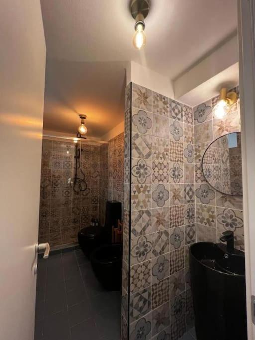 La Regina Delle Locazioni Ai Navigli 1 Apartment Милано Екстериор снимка