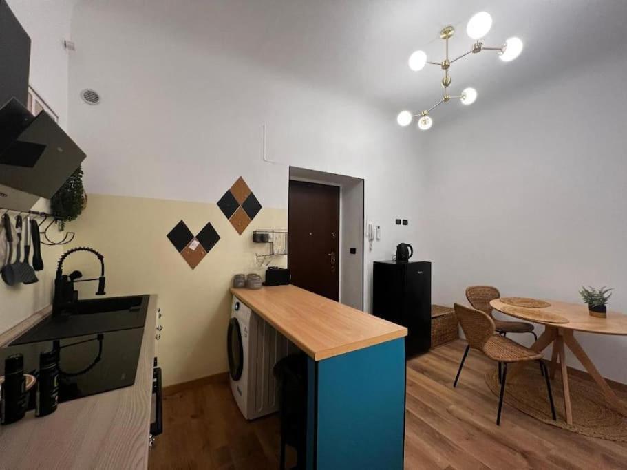 La Regina Delle Locazioni Ai Navigli 1 Apartment Милано Екстериор снимка
